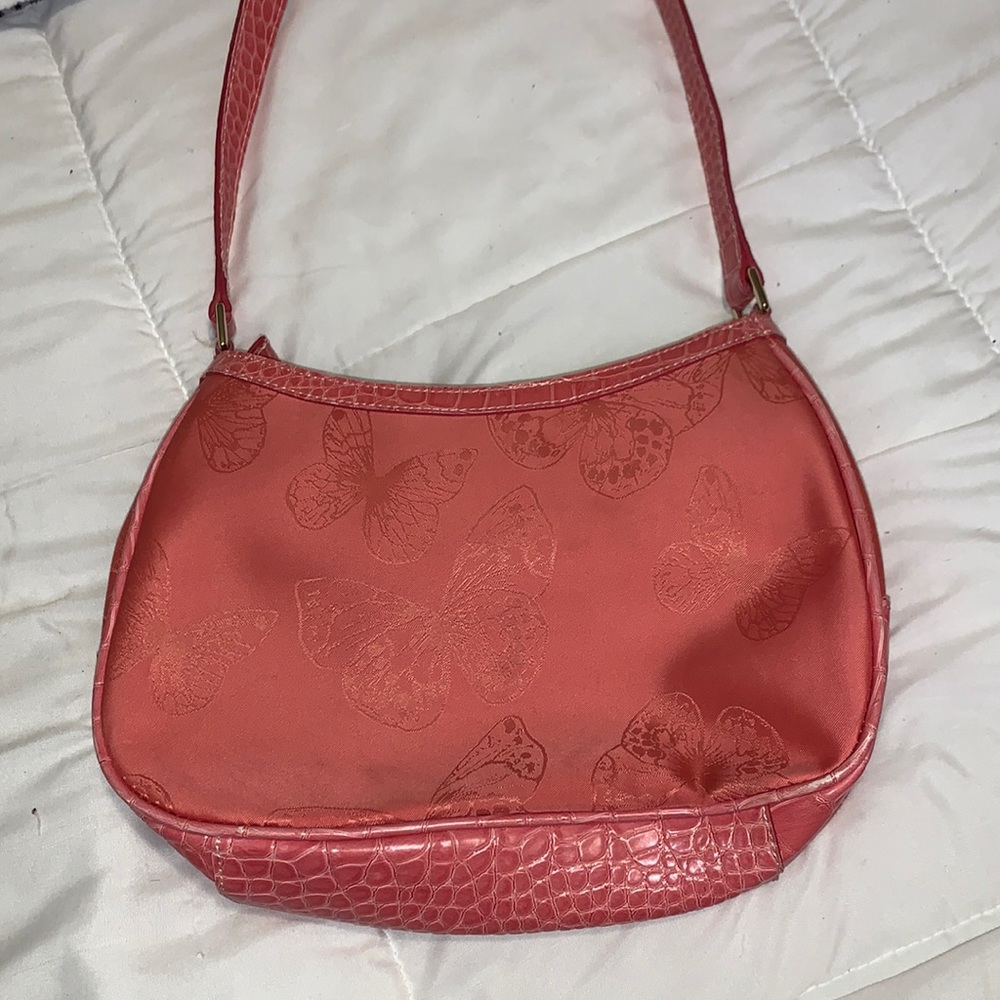pink butterfly purse like new